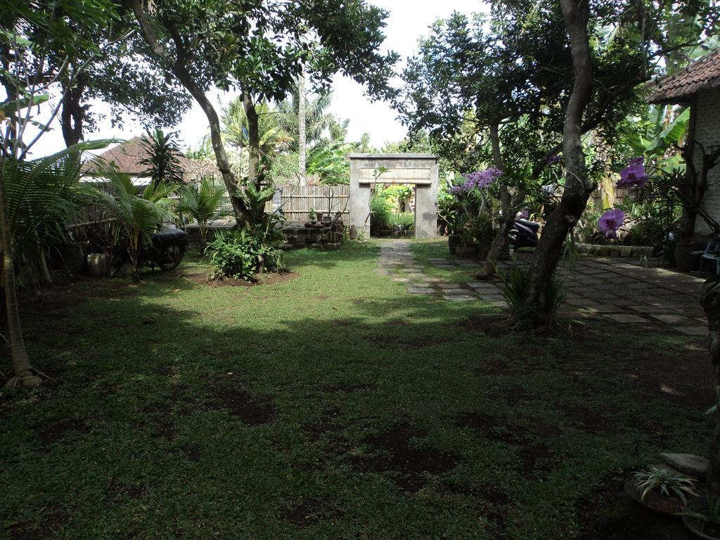 D'Tegale Homestay Cepaka Ngoại thất bức ảnh