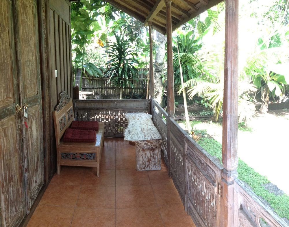 D'Tegale Homestay Cepaka Ngoại thất bức ảnh